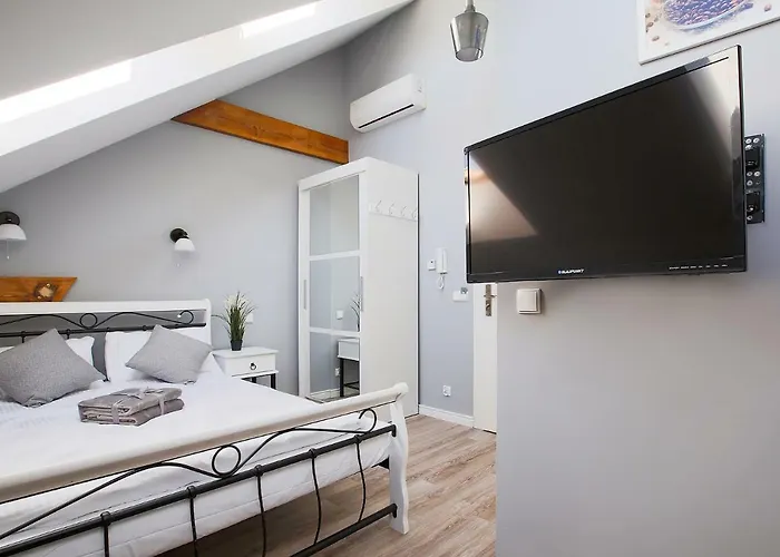 Living アパート ポズナン