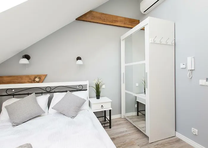 Living アパート *